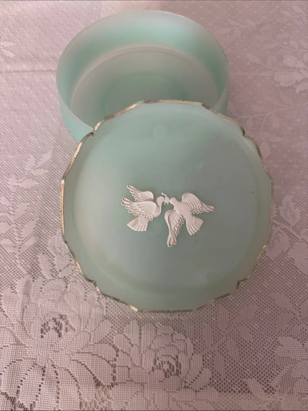Vintage Avon Rapture Beauty Dust Container from 1960’s
